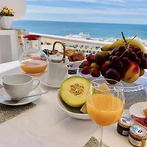 Apartment Penthouse Sea View By Holidays